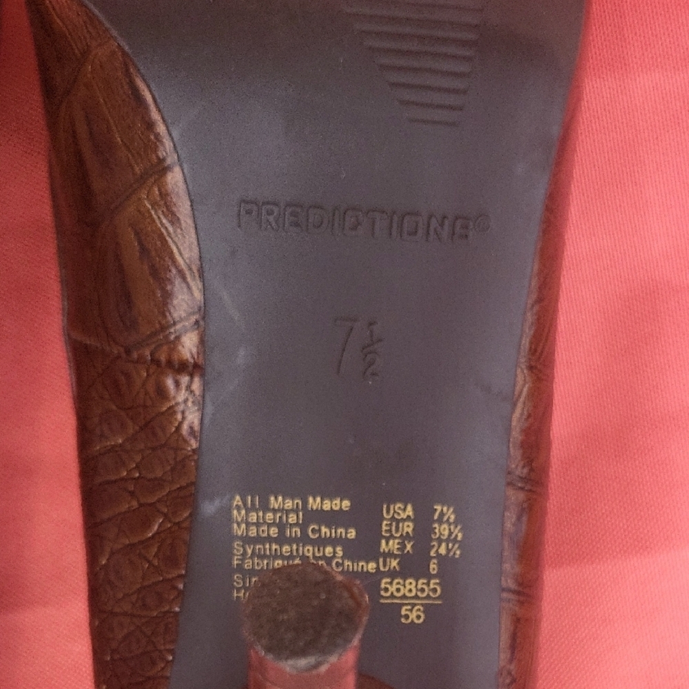 Predictions Dark Brown Peep-Toe Heels - Picture 7 of 7